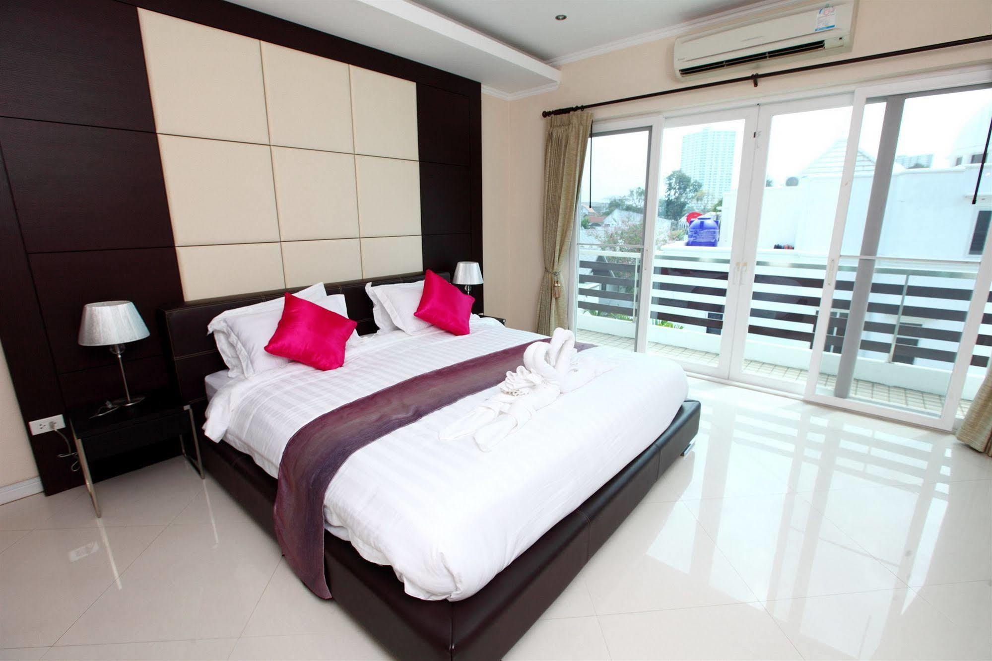 Hidden Palm Pool Villas Pattaya Luaran gambar